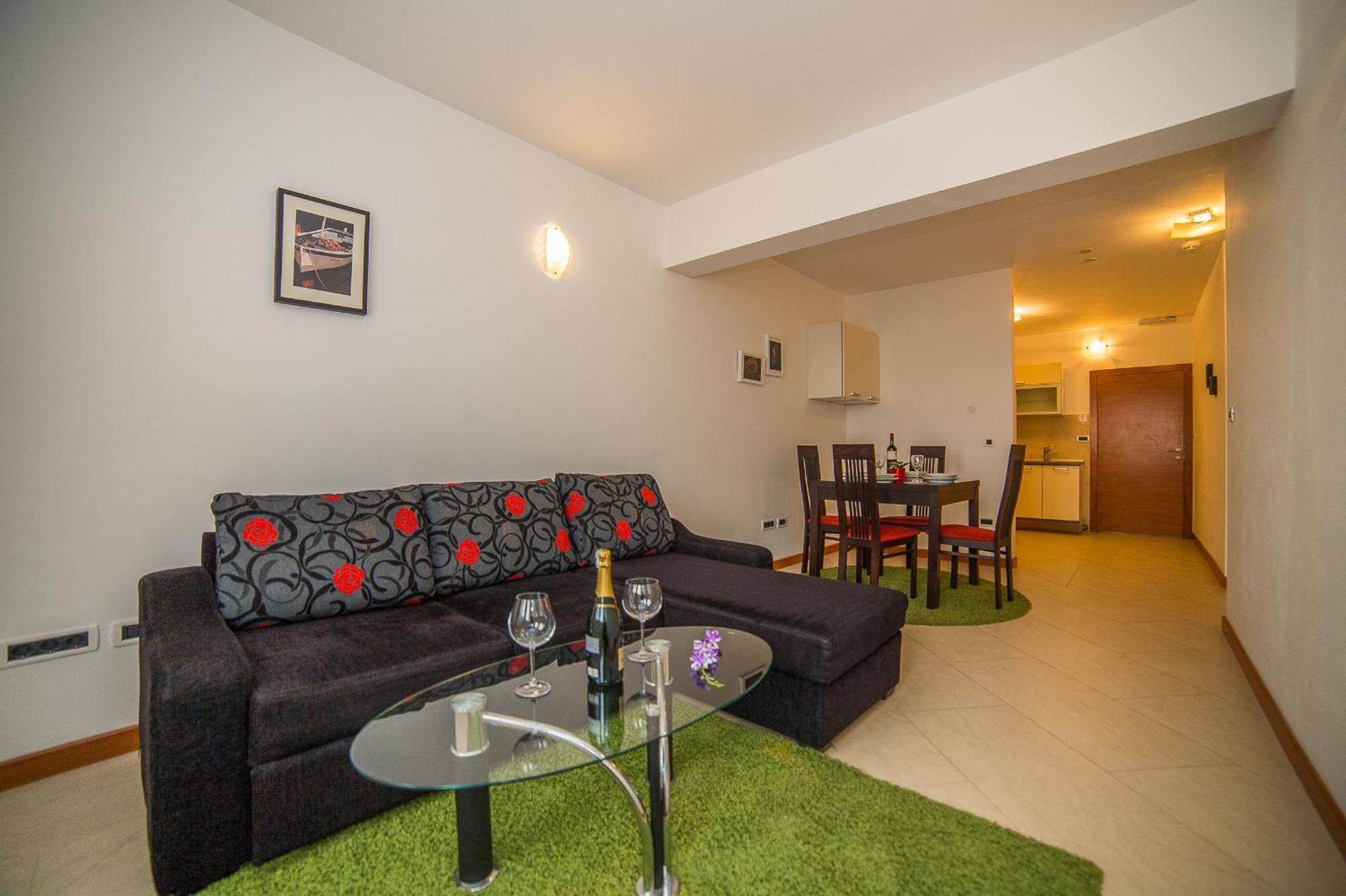 Apartments Milan ماكارسكا الغرفة الصورة