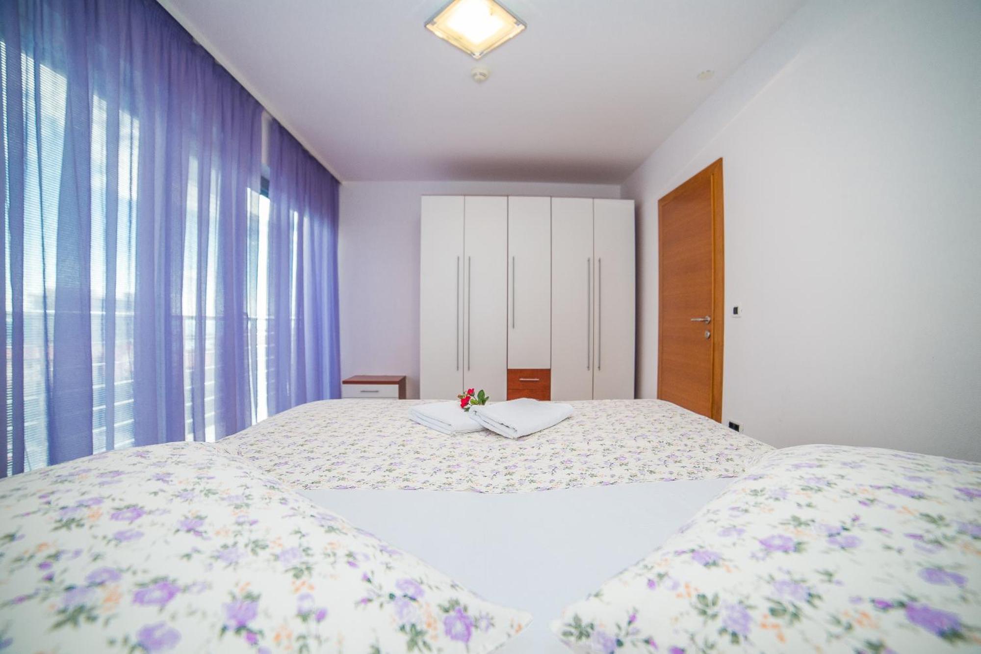 Apartments Milan ماكارسكا الغرفة الصورة