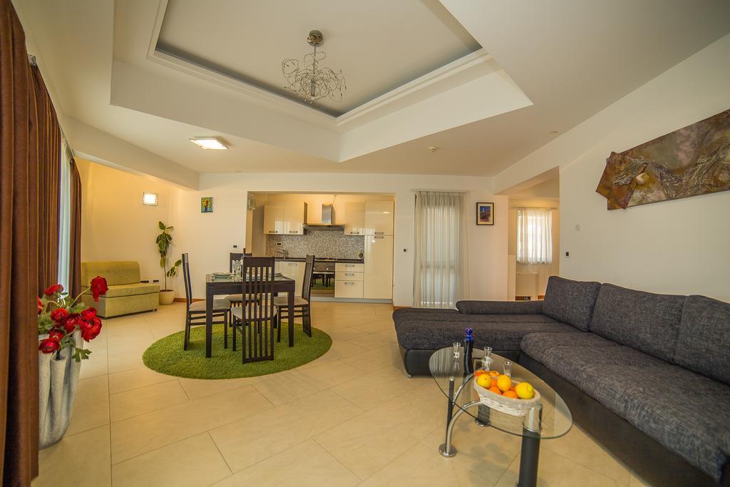 Apartments Milan ماكارسكا المظهر الخارجي الصورة